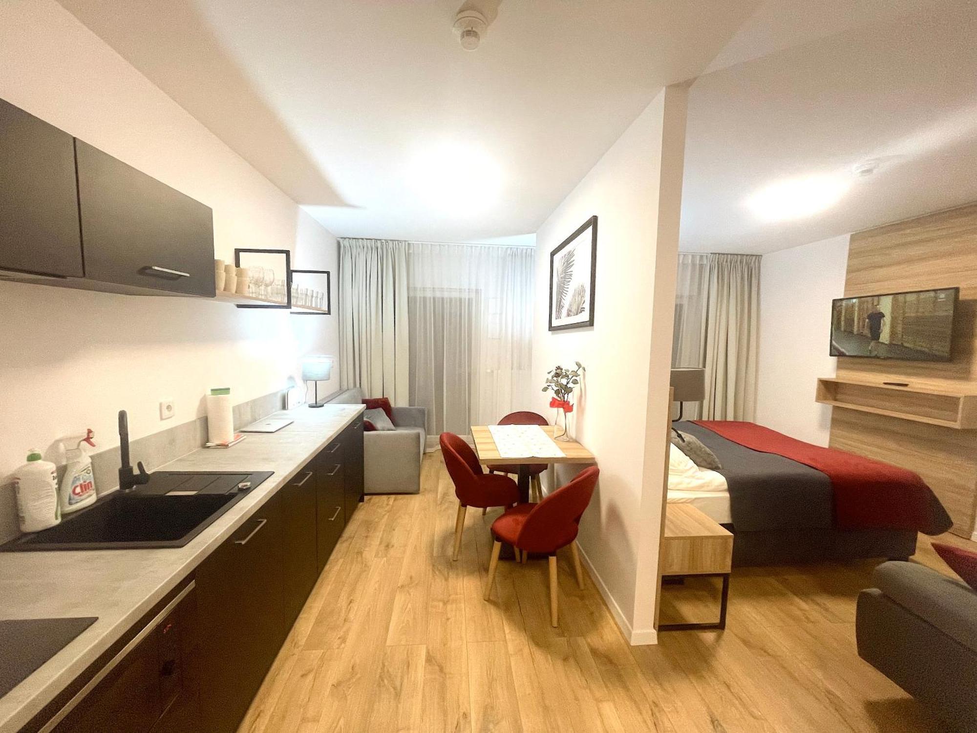 Apartment Premium Atal City Square-Free Parking Space In The Garage Βρότσλαβ Εξωτερικό φωτογραφία